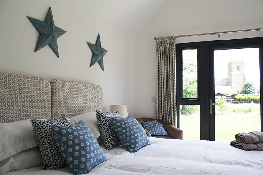 Snugzz At The Sali Hotel Nettleton  Exterior photo
